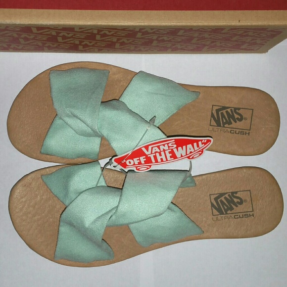 🆕 Vans Ayla Slide Suede Bay Women's Slim Sandals - Picture 3 of 7